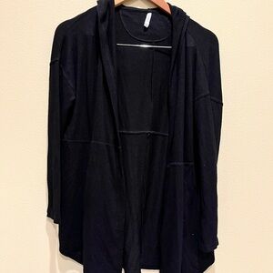 Like new women’s Z-Supply sweater